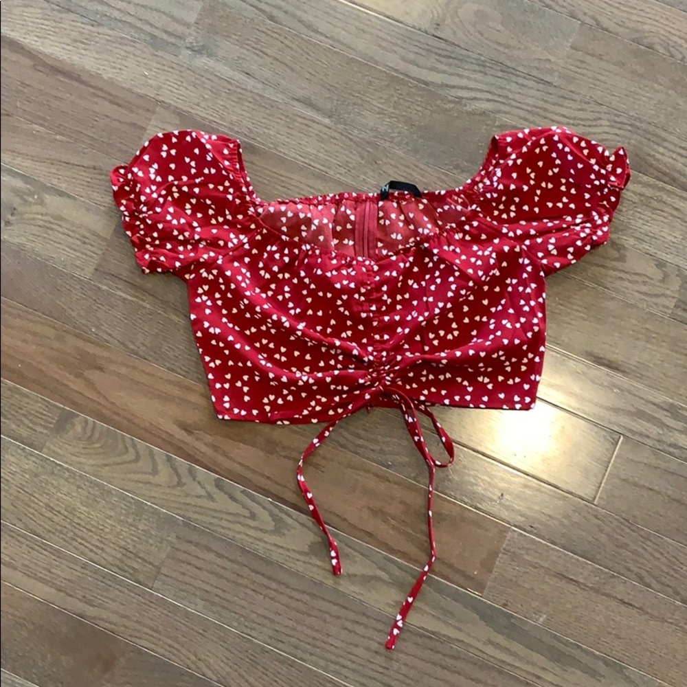 Heart-print crop top